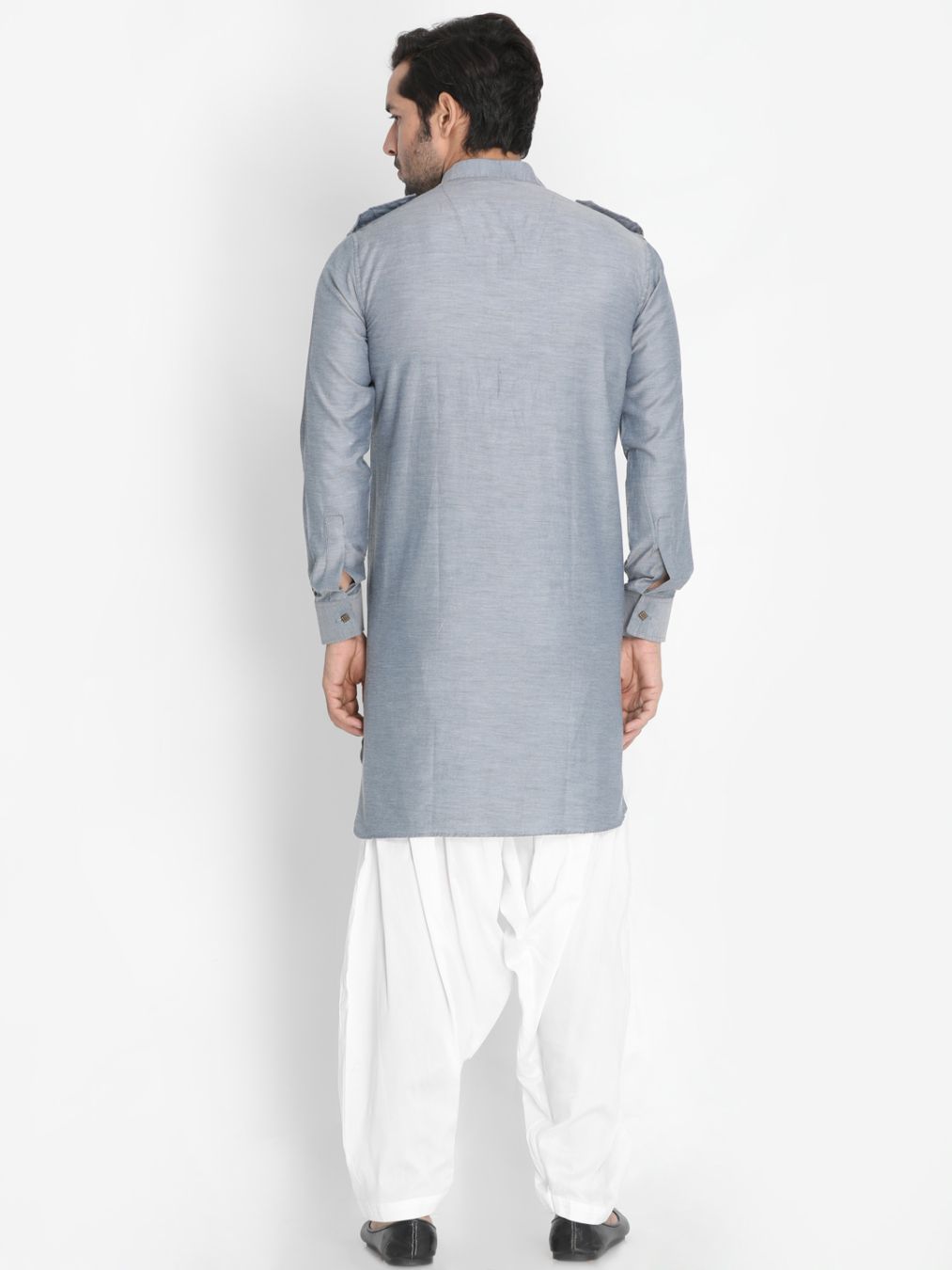 Sarvati Men's Grey Cotton Blend Kurta and Patiala Set