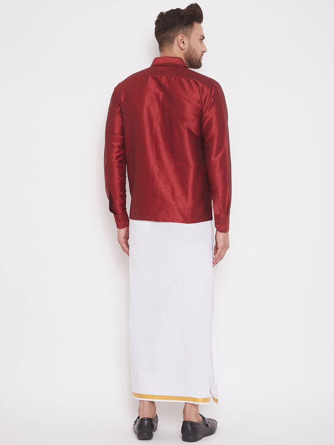 https://cdn.shopify.com/s/files/1/1147/1390/products/VASMSH002MAnMMU001_3.jpg?v=1753884192