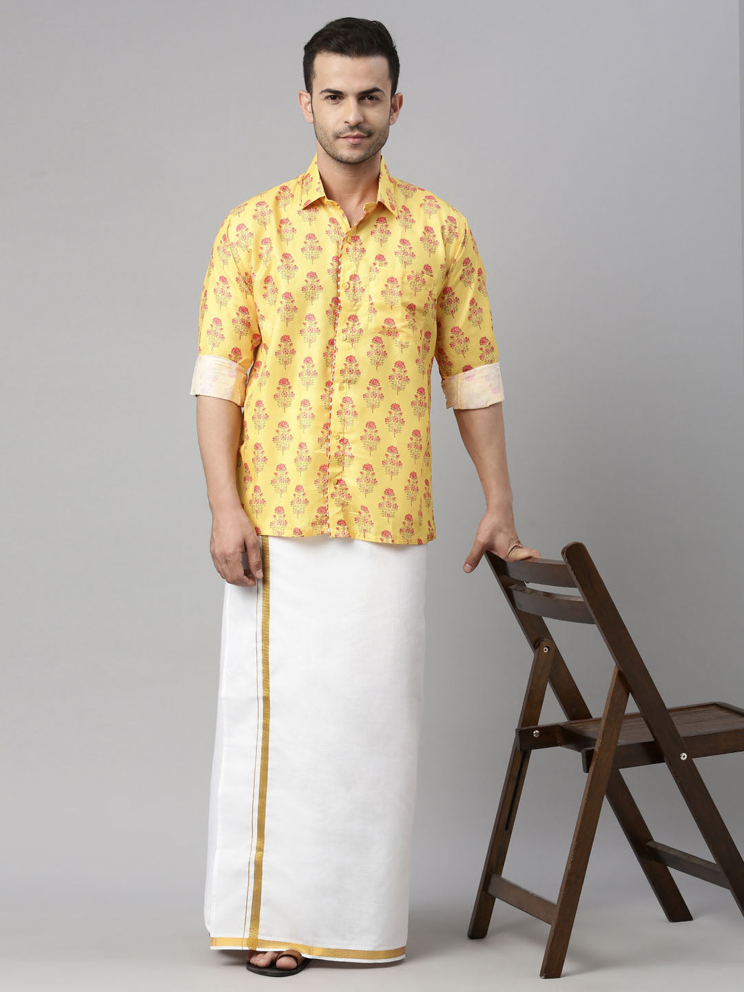 https://cdn.shopify.com/s/files/1/1147/1390/products/VASMSH005ORnMMU001_6.jpg?v=1753877309