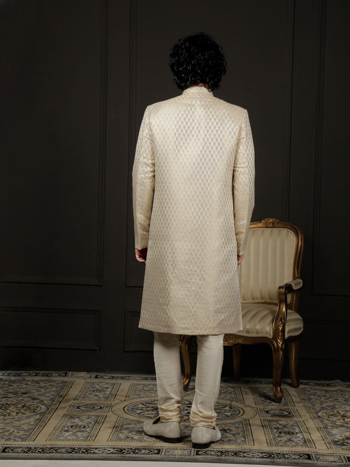 Men's Cream And Gold Silk Blend Sherwani Set - view 3