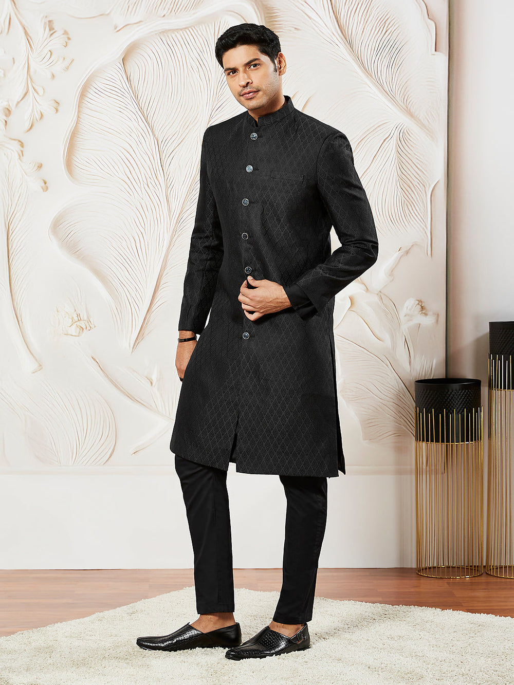 Men's Black Silk Blend Sherwani,Kurta And Pyjama Set