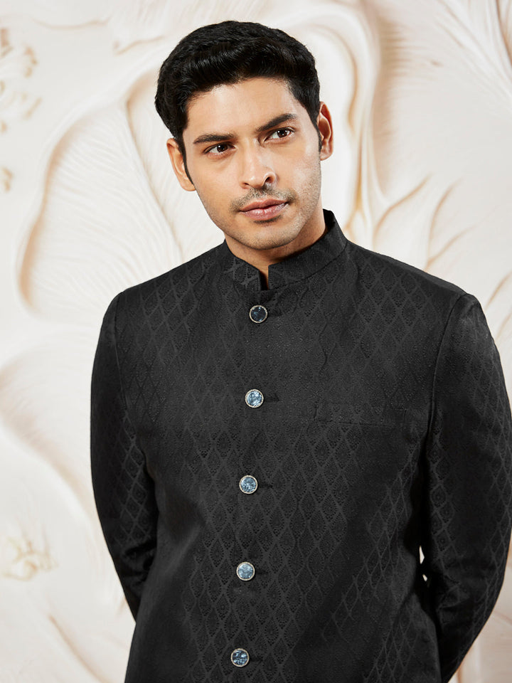 Men's Black Silk Blend Sherwani,Kurta And Pyjama Set