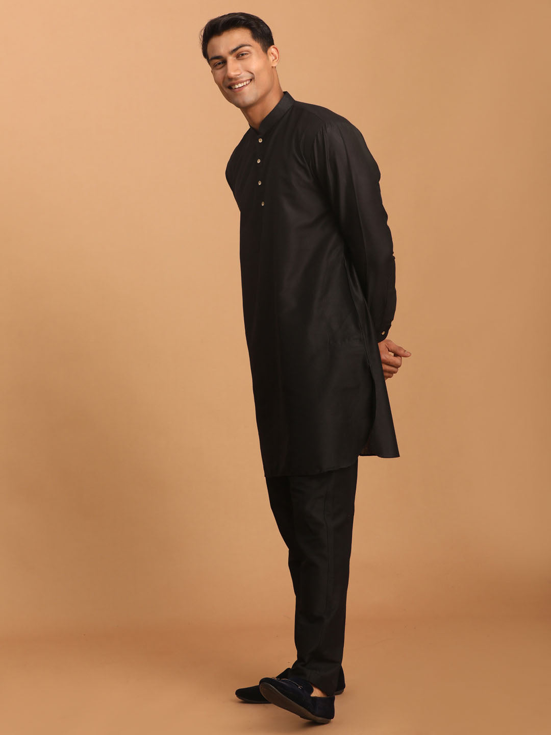 Sarvati Men's Black Silk Blend Curved Hem Kurta With Pant Set