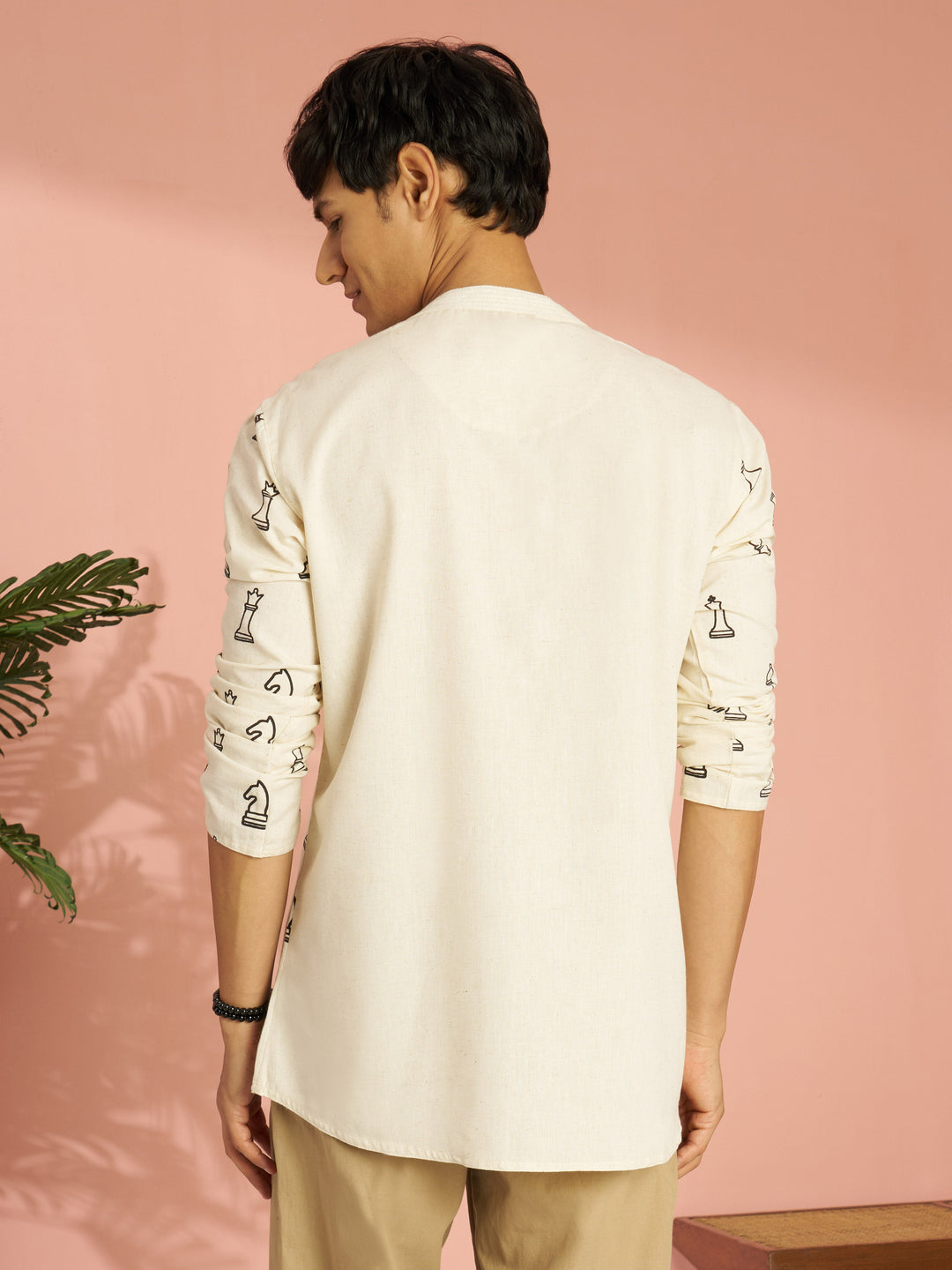 https://cdn.shopify.com/s/files/1/1147/1390/files/VASMXK1059CR_5.jpg?v=1776253976