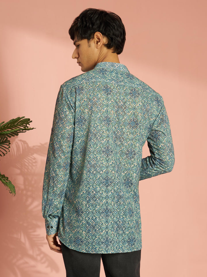 https://cdn.shopify.com/s/files/1/1147/1390/files/VASMXK1087GN_5.jpg?v=1776510946