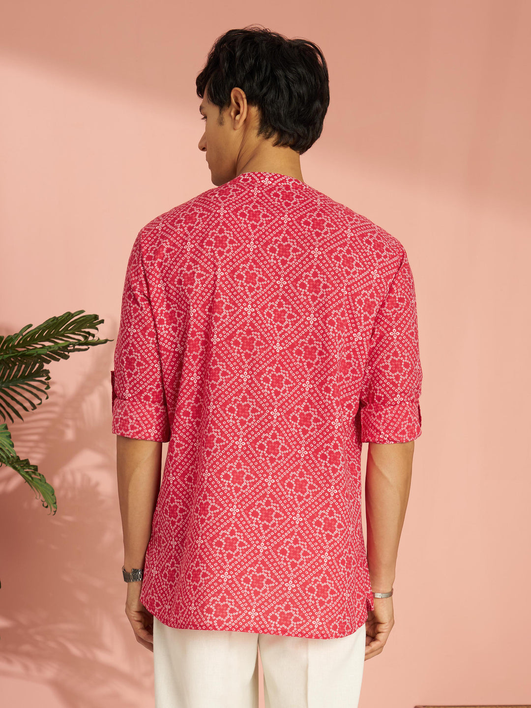 https://cdn.shopify.com/s/files/1/1147/1390/files/VASMXK788RD_5.jpg?v=1776255037