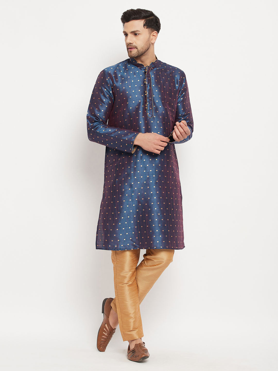 Sarvati Men's Navy Blue Zari Weaved Kurta And Pant Set