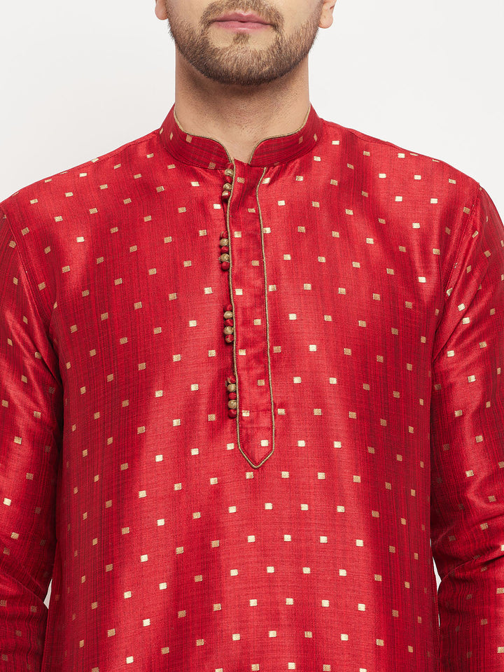 Sarvati Men's Maroon Zari Weaved Kurta And Pant Set