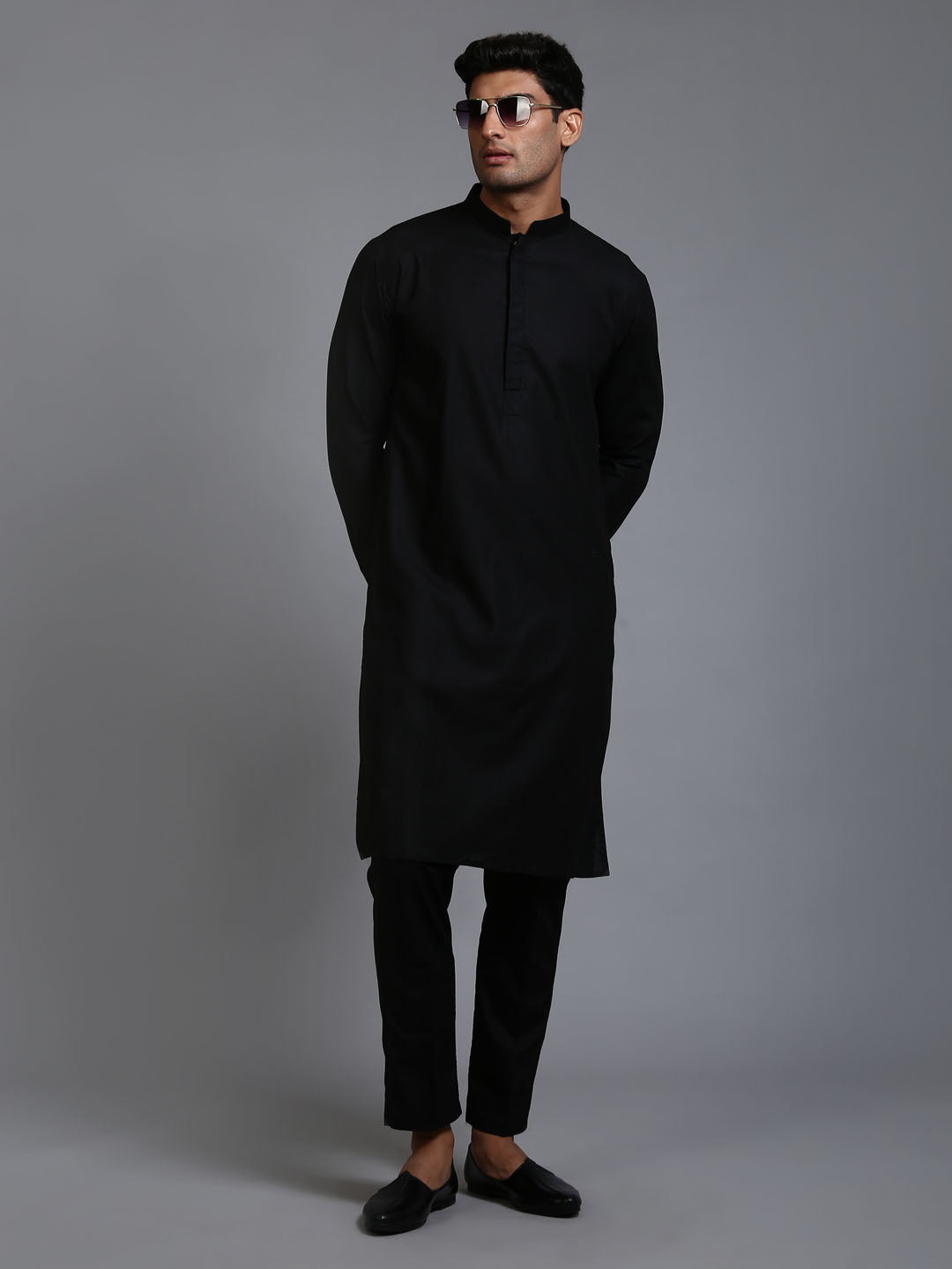 Sarvati Men's Black Cotton Blend Kurta and Pant Set