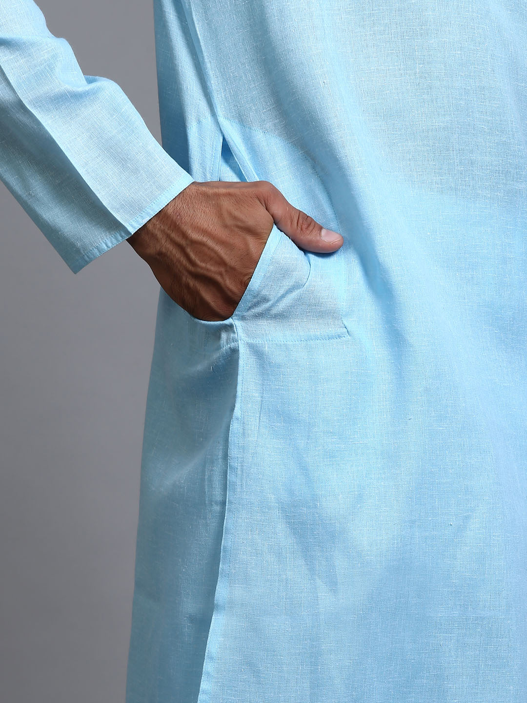 Sarvati Men's Aqua Blue Cotton Kurta Pyjama Set