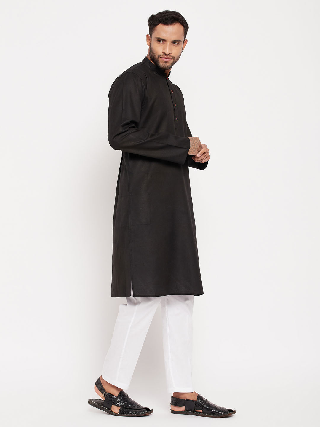 Sarvati Men's Black Kurta And White Pant Style Pyjama Set