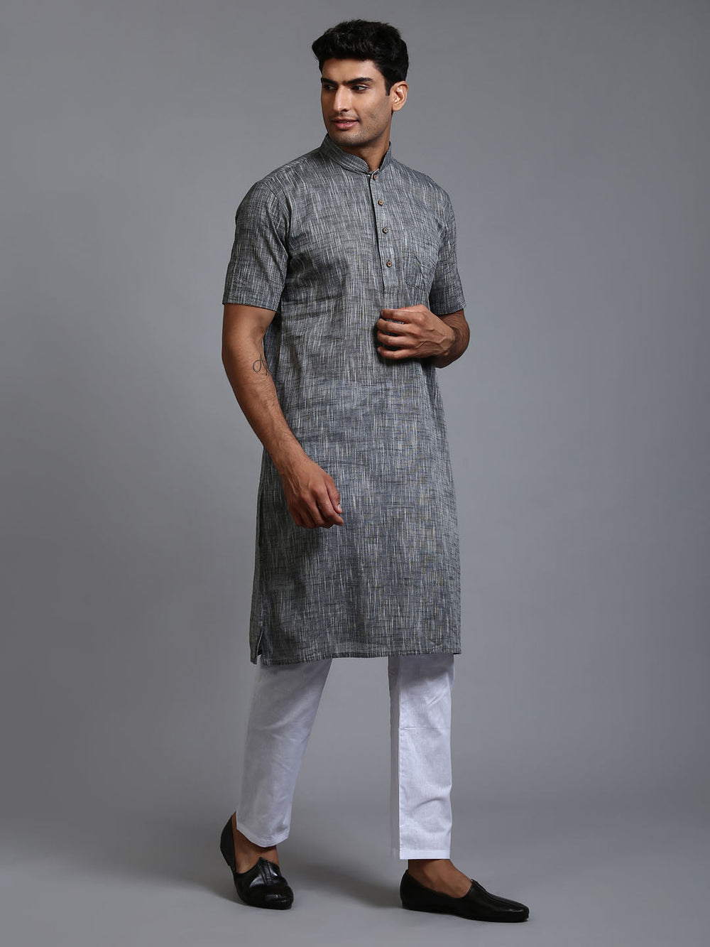 Sarvati Men's Solid Grey Pure Cotton Kurta Pyjama Set