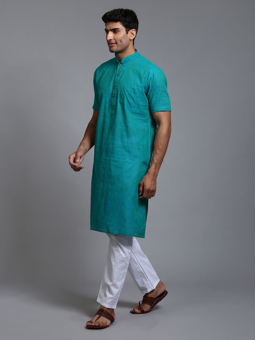 Sarvati Men's Solid Turquoise Blue Pure Cotton Kurta Pyjama Set