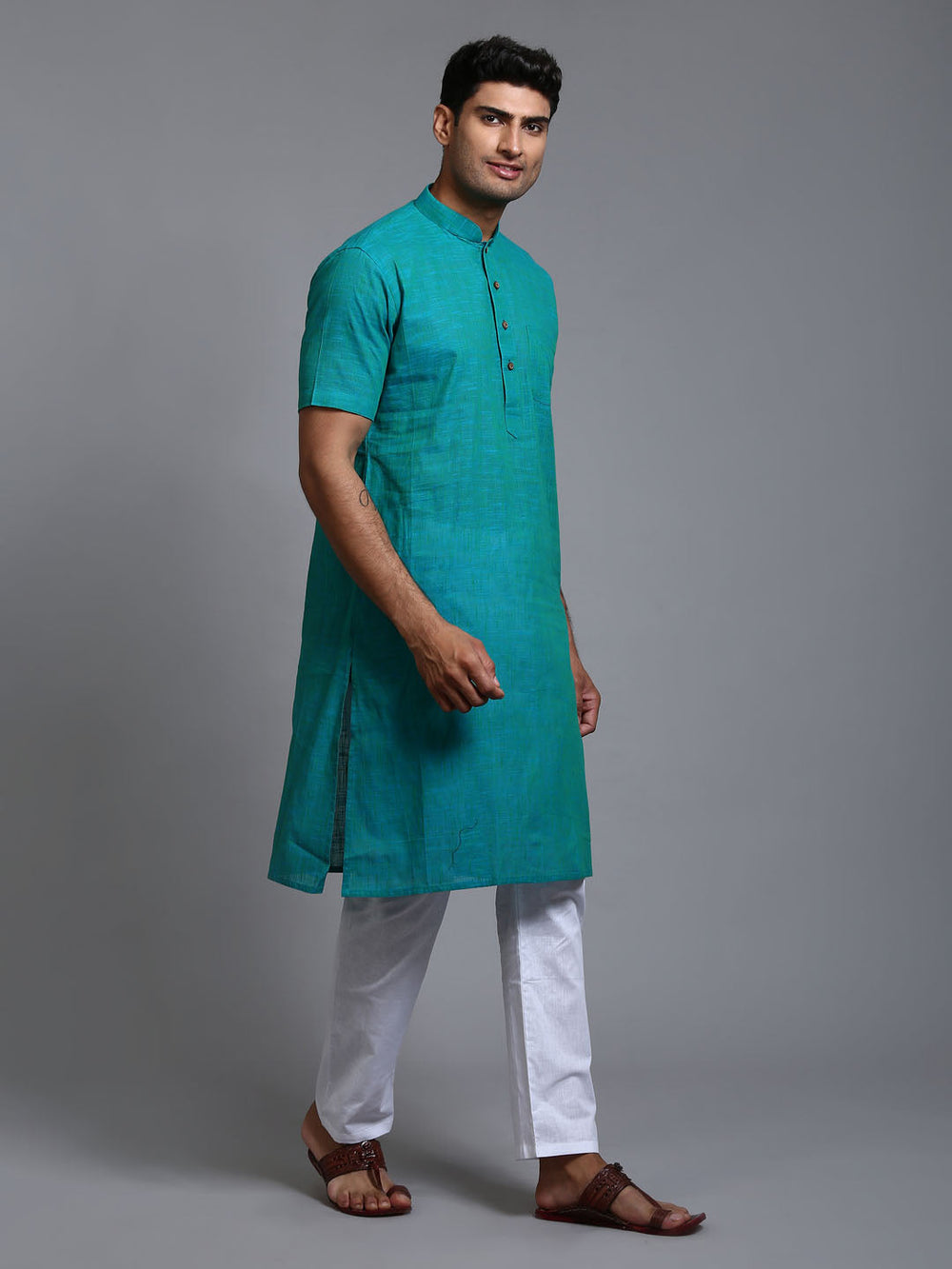 Sarvati Men's Solid Turquoise Blue Pure Cotton Kurta Pyjama Set