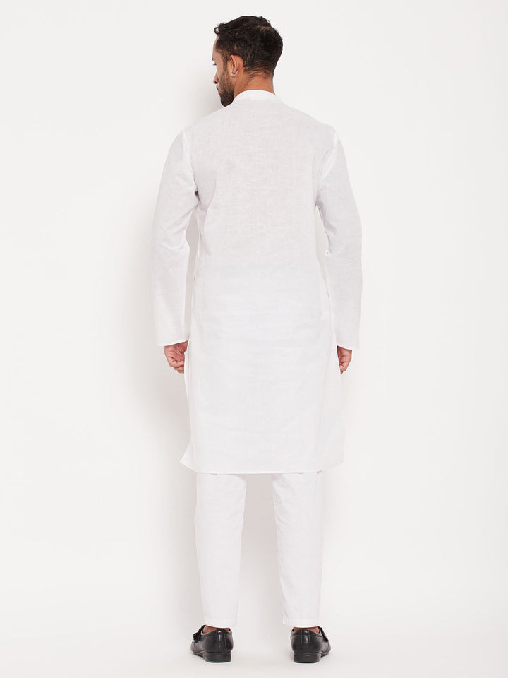 Sarvati Men's White Kurta And Pant Style Pajama Set