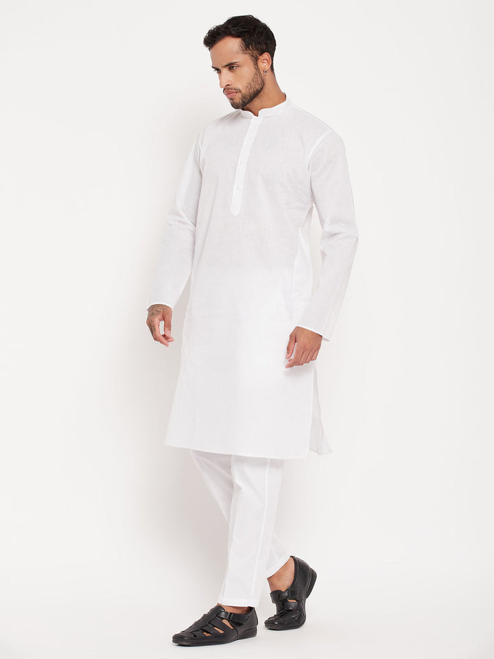 Sarvati Men's White Kurta And Pant Style Pajama Set