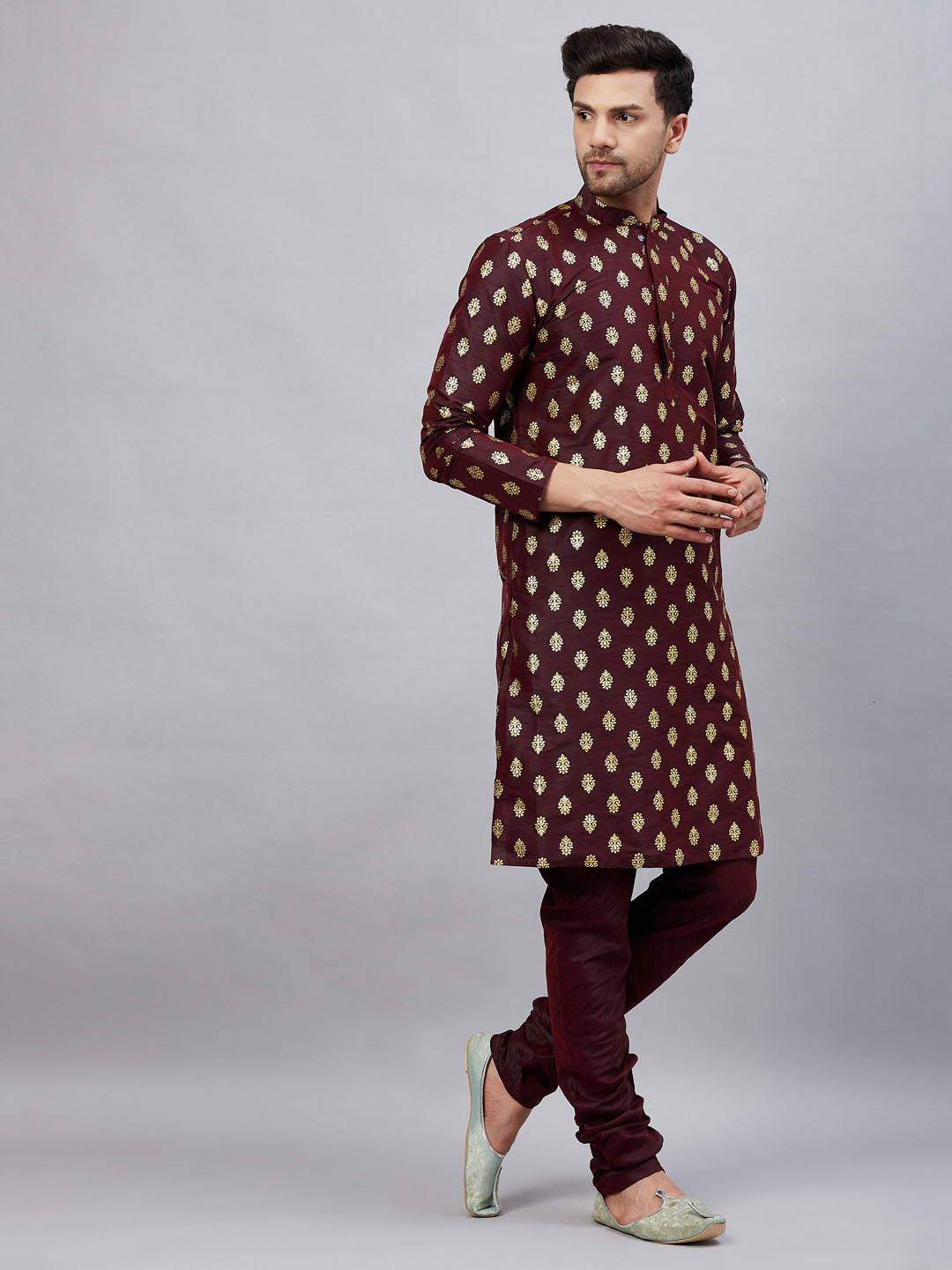 Sarvati Men's Wine Foil Print Silk Blend Kurta Pyjama Set