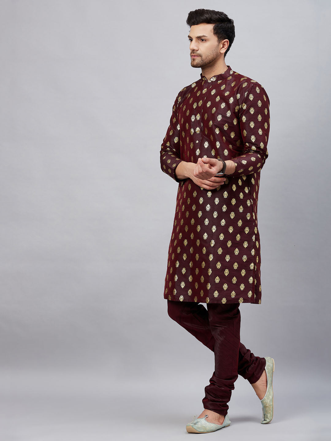 Sarvati Men's Wine Foil Print Silk Blend Kurta Pyjama Set