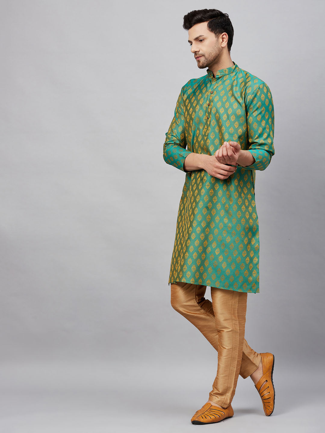 Sarvati Men's Green and Rose Gold Woven Kurta Pant Set