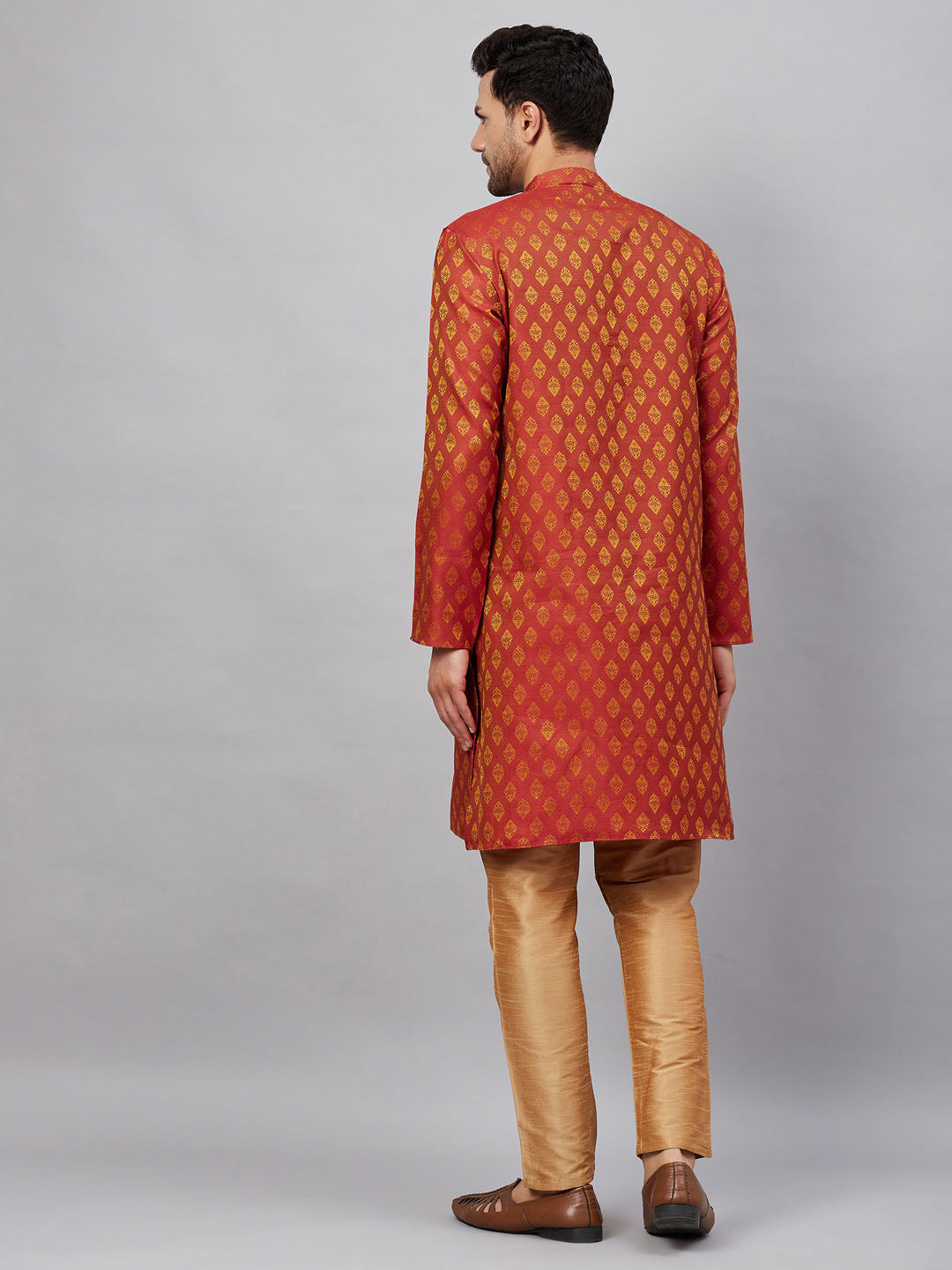 Sarvati Men's Red and Rose Gold Woven Kurta Pant Set