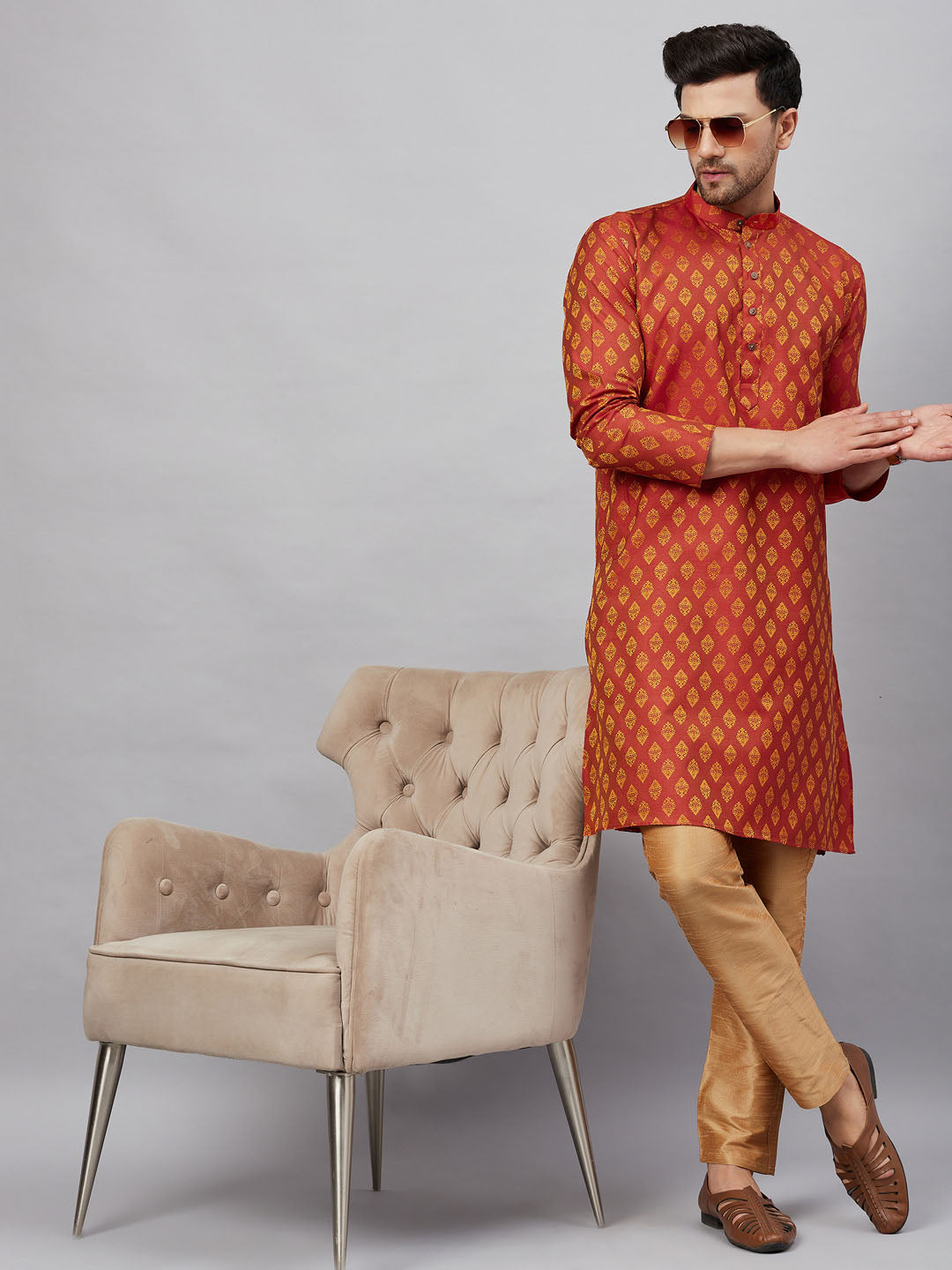 Sarvati Men's Red and Rose Gold Woven Kurta Pant Set