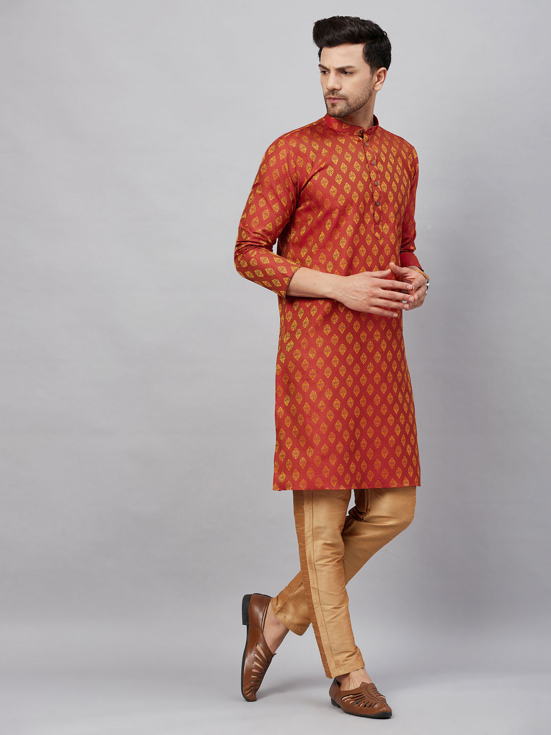 Sarvati Men's Red and Rose Gold Woven Kurta Pant Set