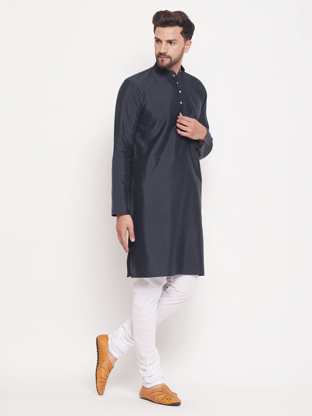 Sarvati Men's Navy Blue Square Woven Silk Blend Kurta With White Pyjama Set