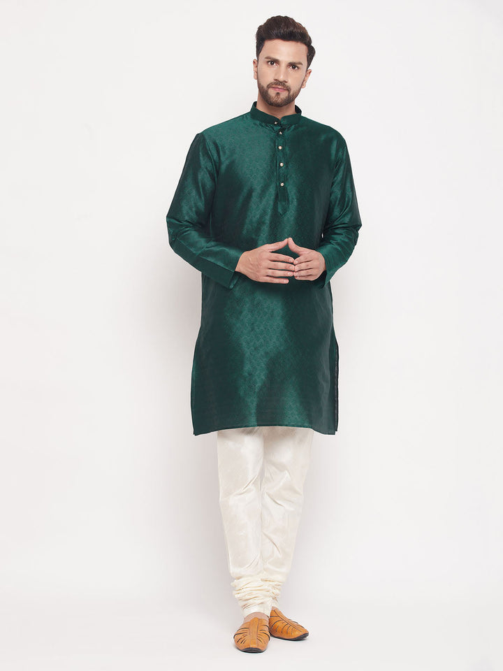 Sarvati Men's Green Woven Kurta Pyjama Set