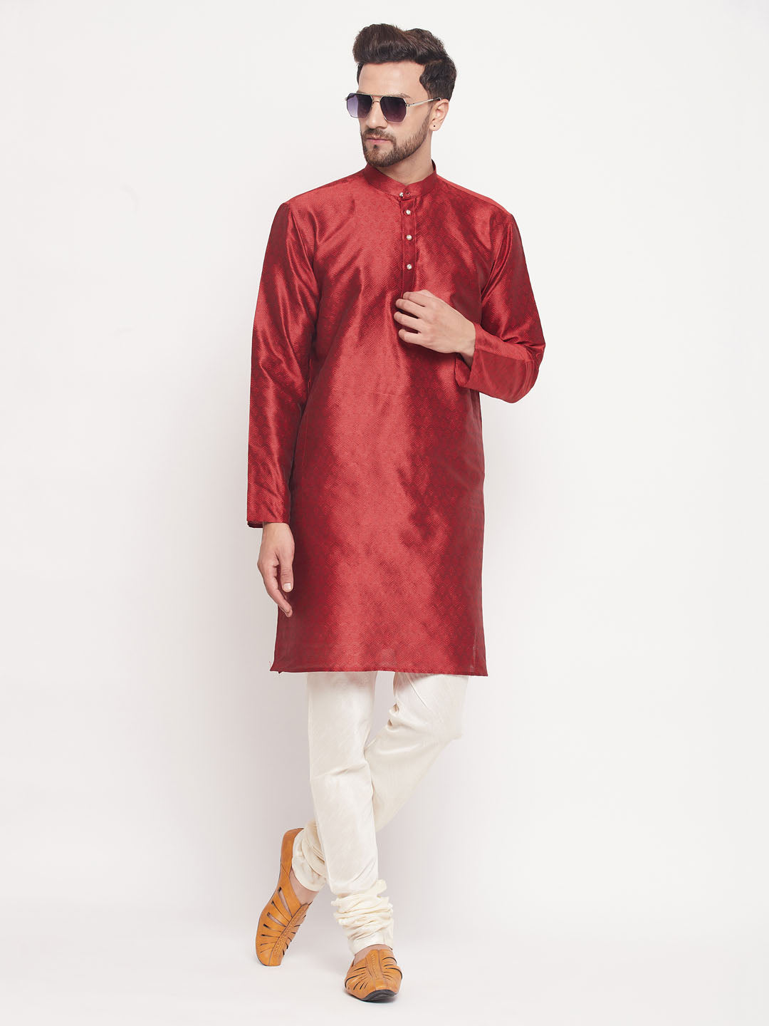 Sarvati Men's Maroon Woven Kurta Pyjama Set