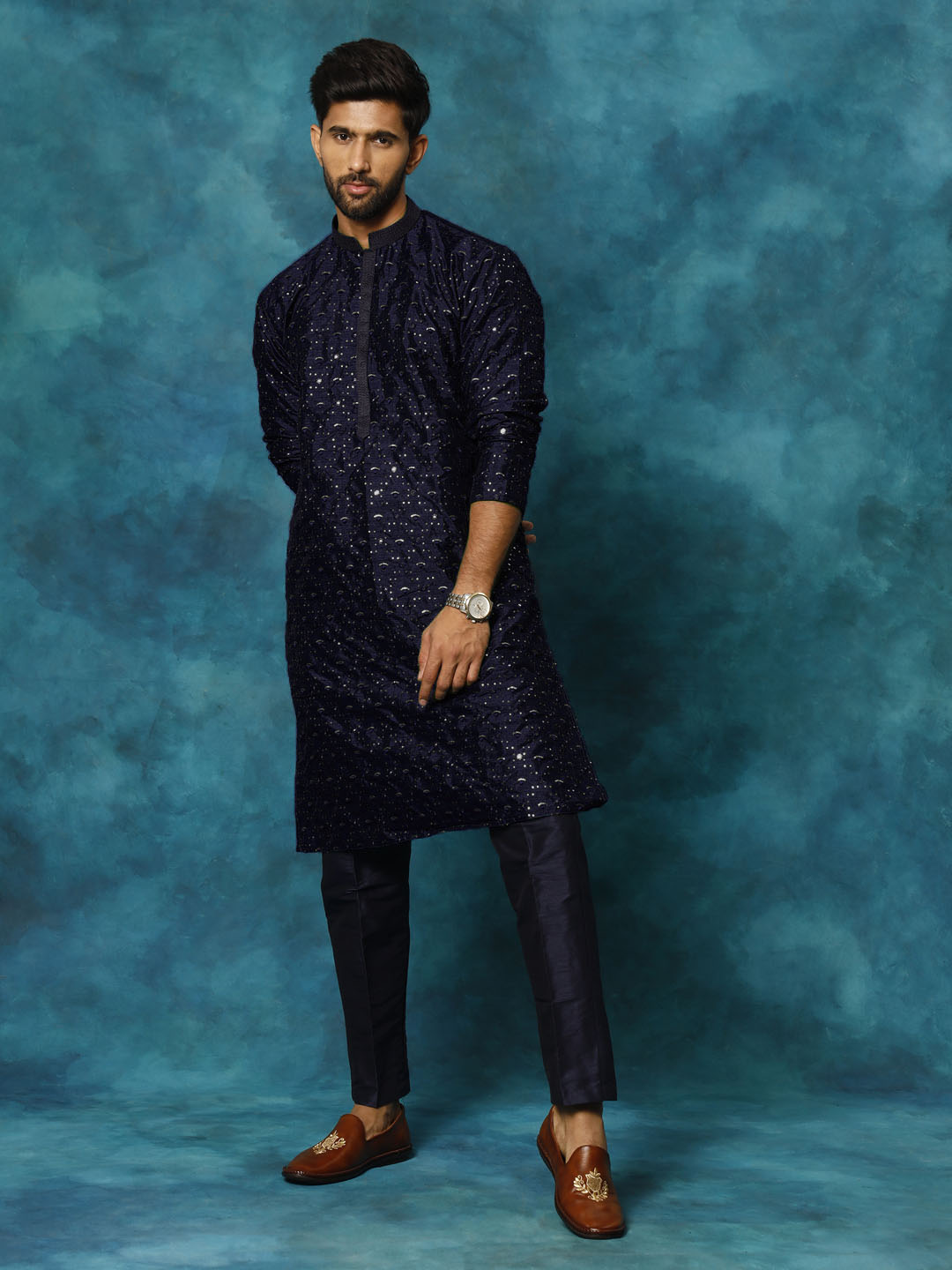 Men's Blue Silk Blend Embellished Kurta