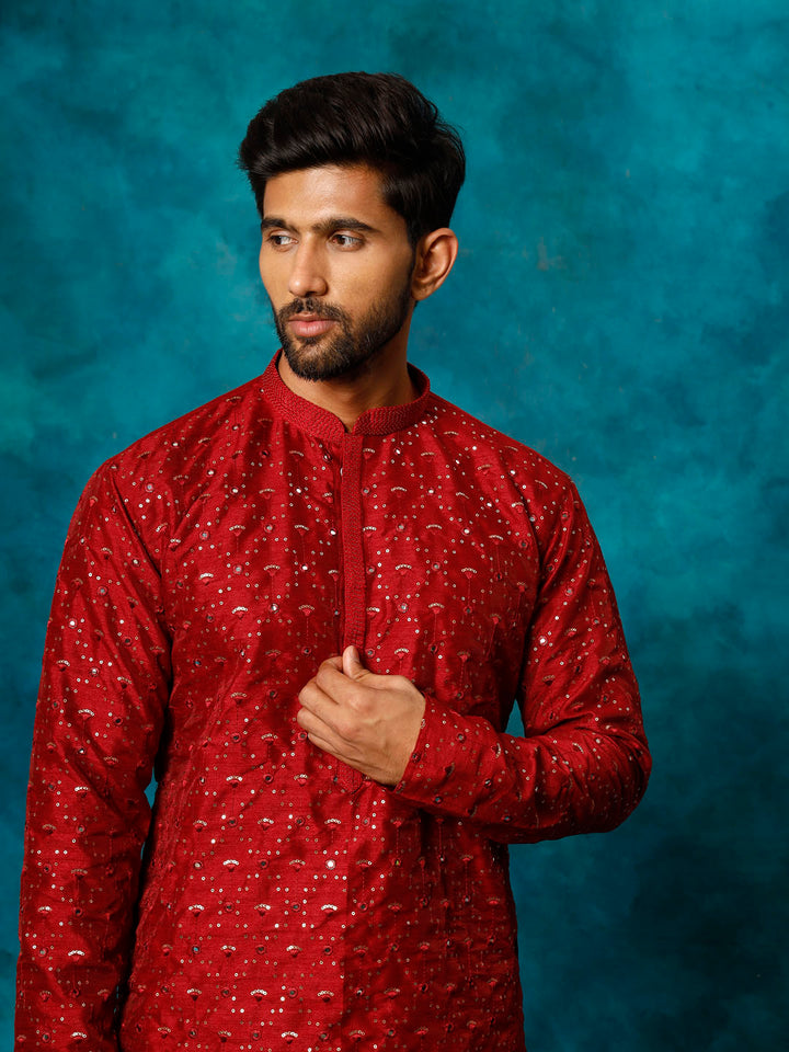 Men's Maroon Silk Blend Embellished Kurta