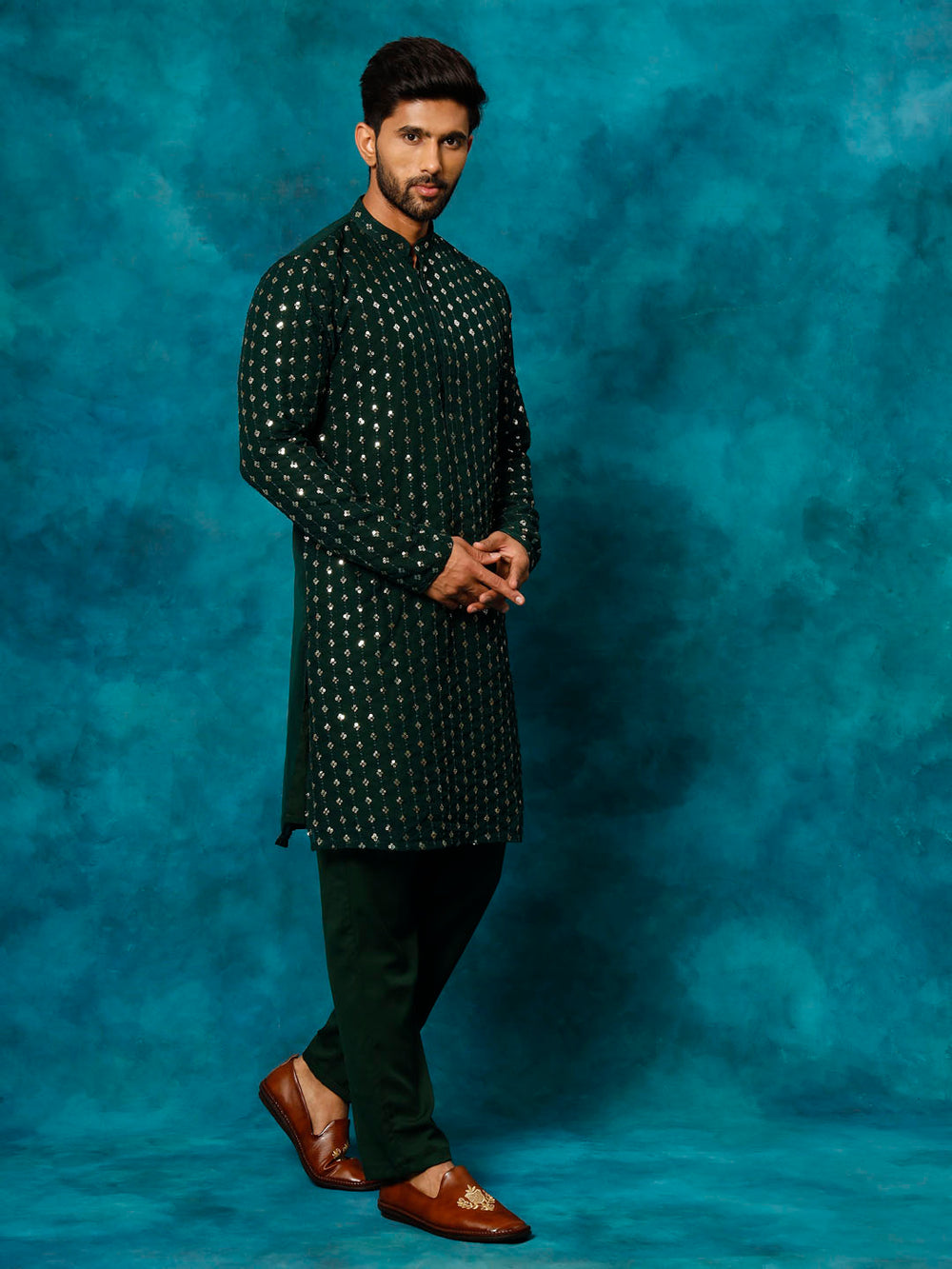 VM Men's Green Georgette Sequins Kurta Pyjama Set