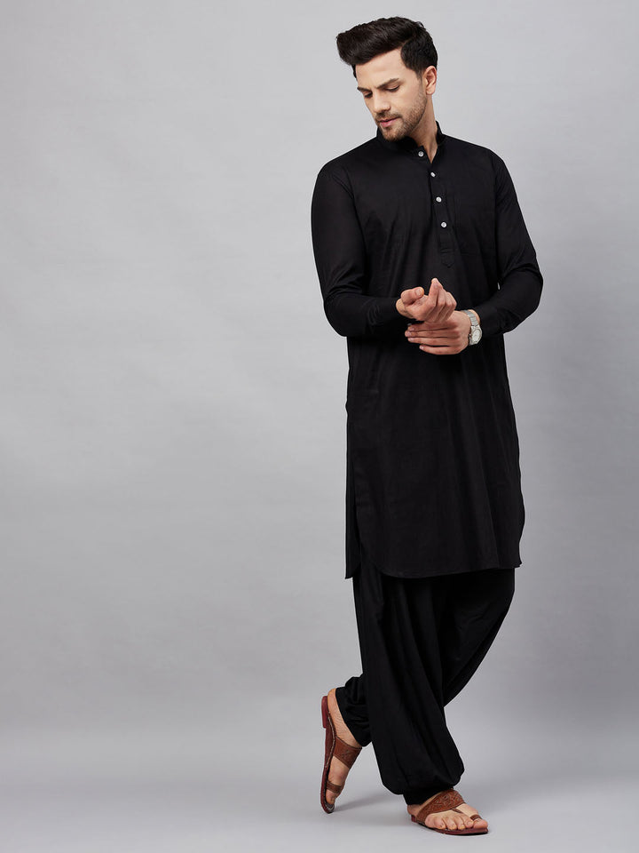 Sarvati Men's Black Cotton Blend Pathani Suit Set