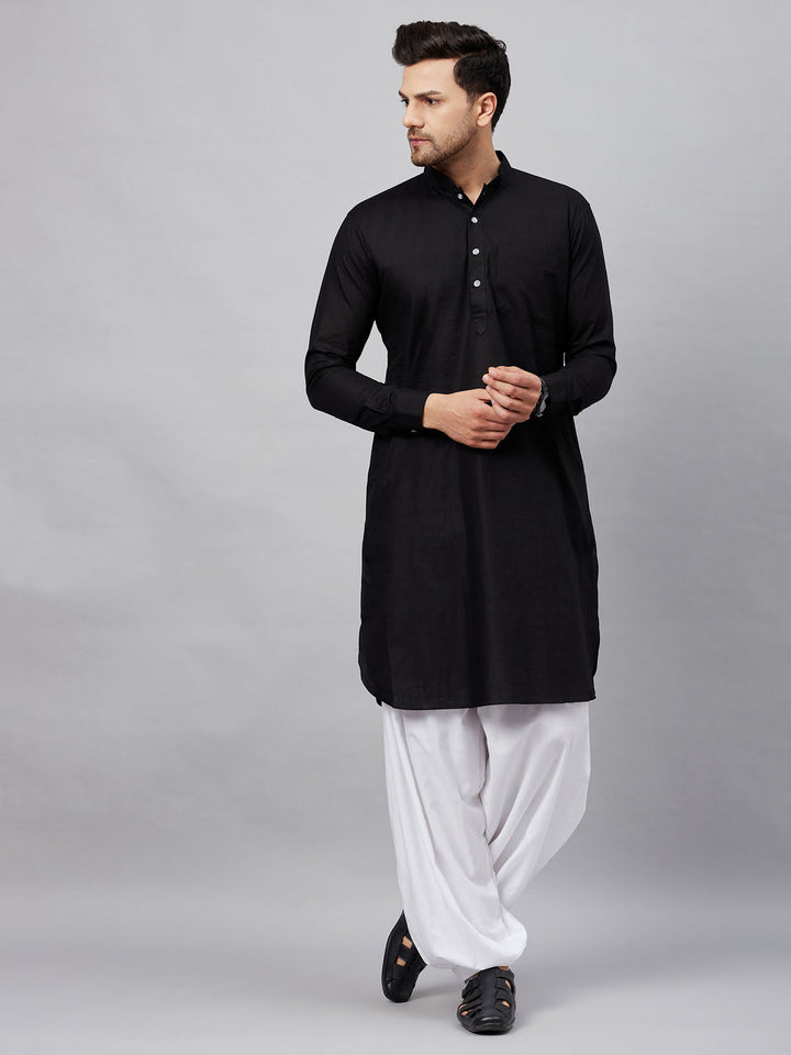 Sarvati Men's Black Cotton Blend Pathani Suit Set