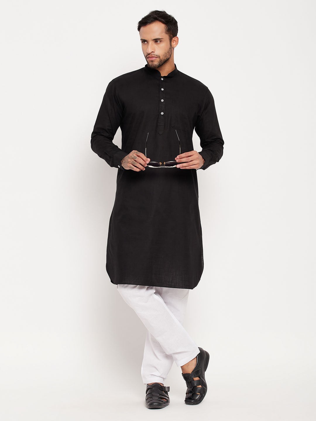 Sarvati Men's Black And White Cotton Blend Pathani Suit Set