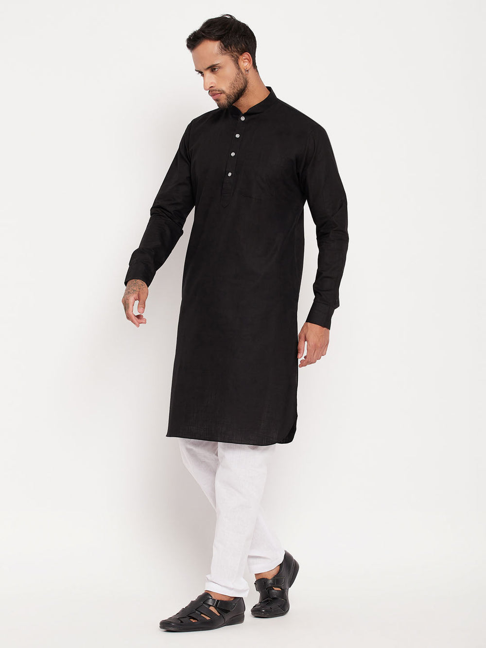 Sarvati Men's Black And White Cotton Blend Pathani Suit Set