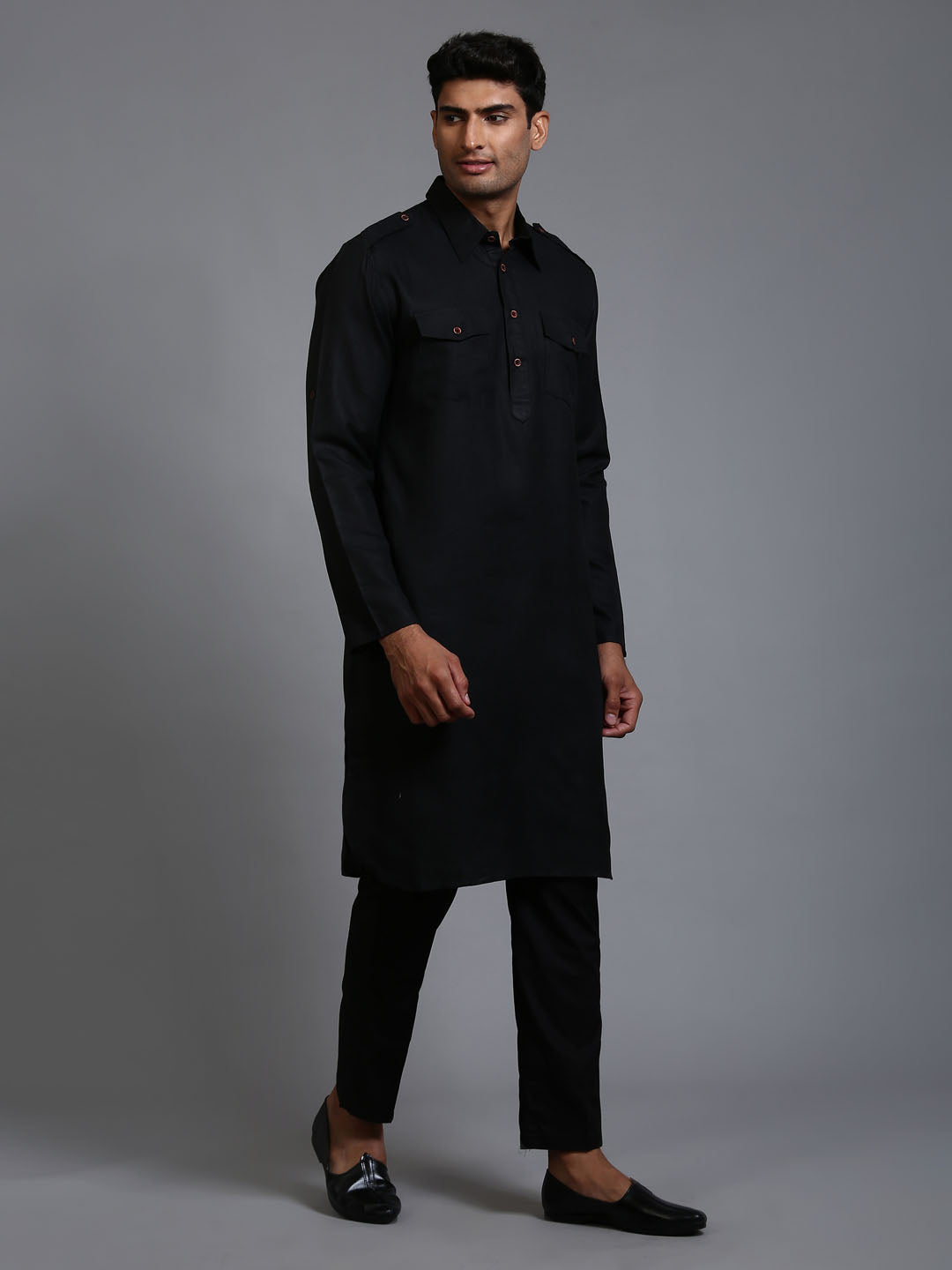 Sarvati Men's Black Pathani Suit Set