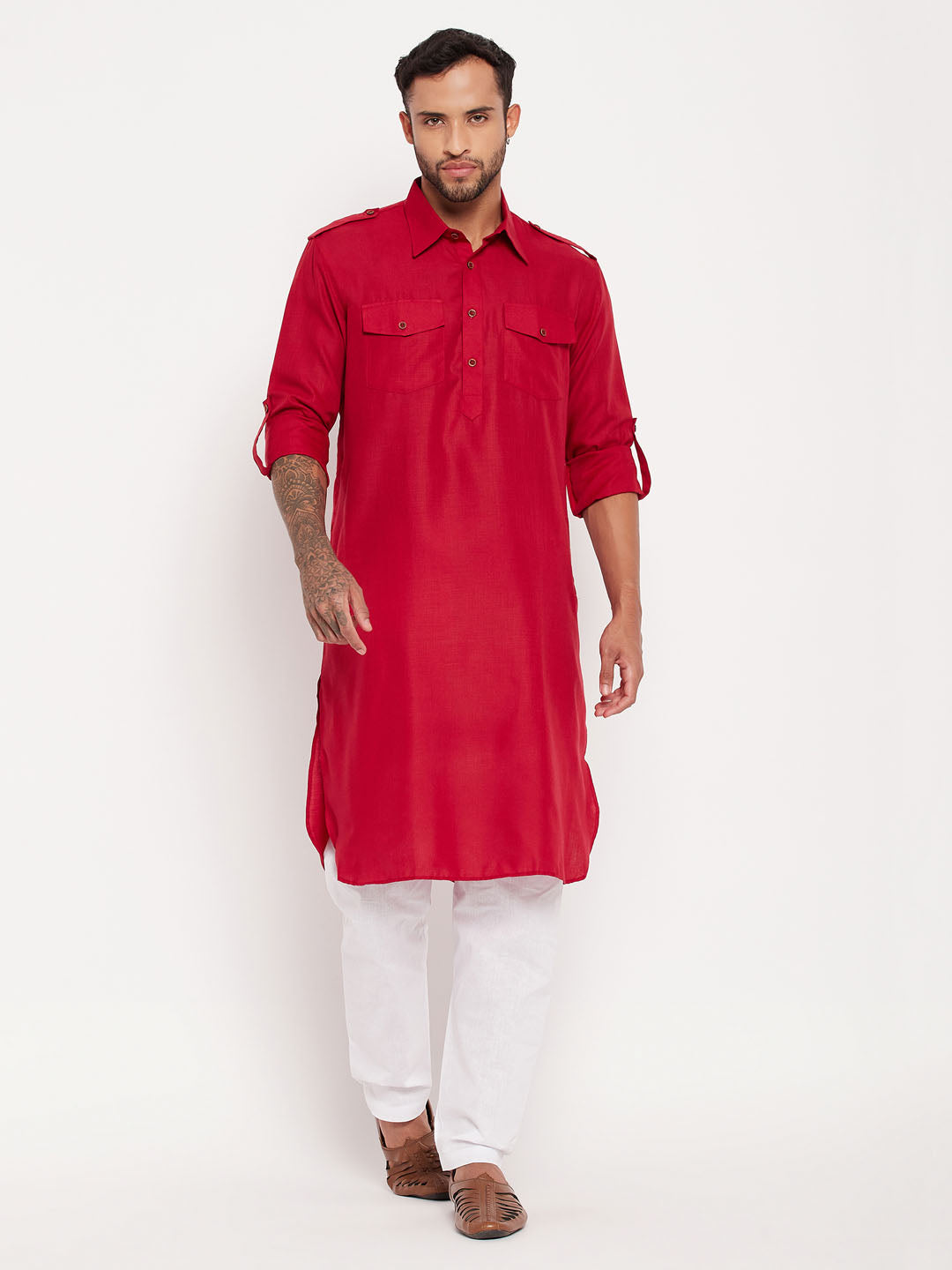 Sarvati Men's Maroon And White Cotton Blend Pathani Suit Set