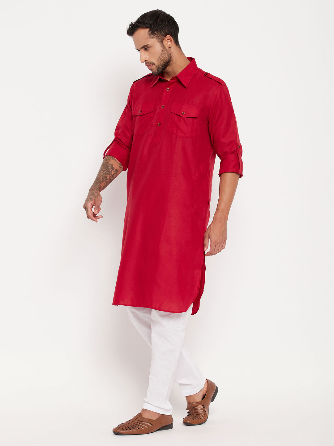 Sarvati Men's Maroon And White Cotton Blend Pathani Suit Set