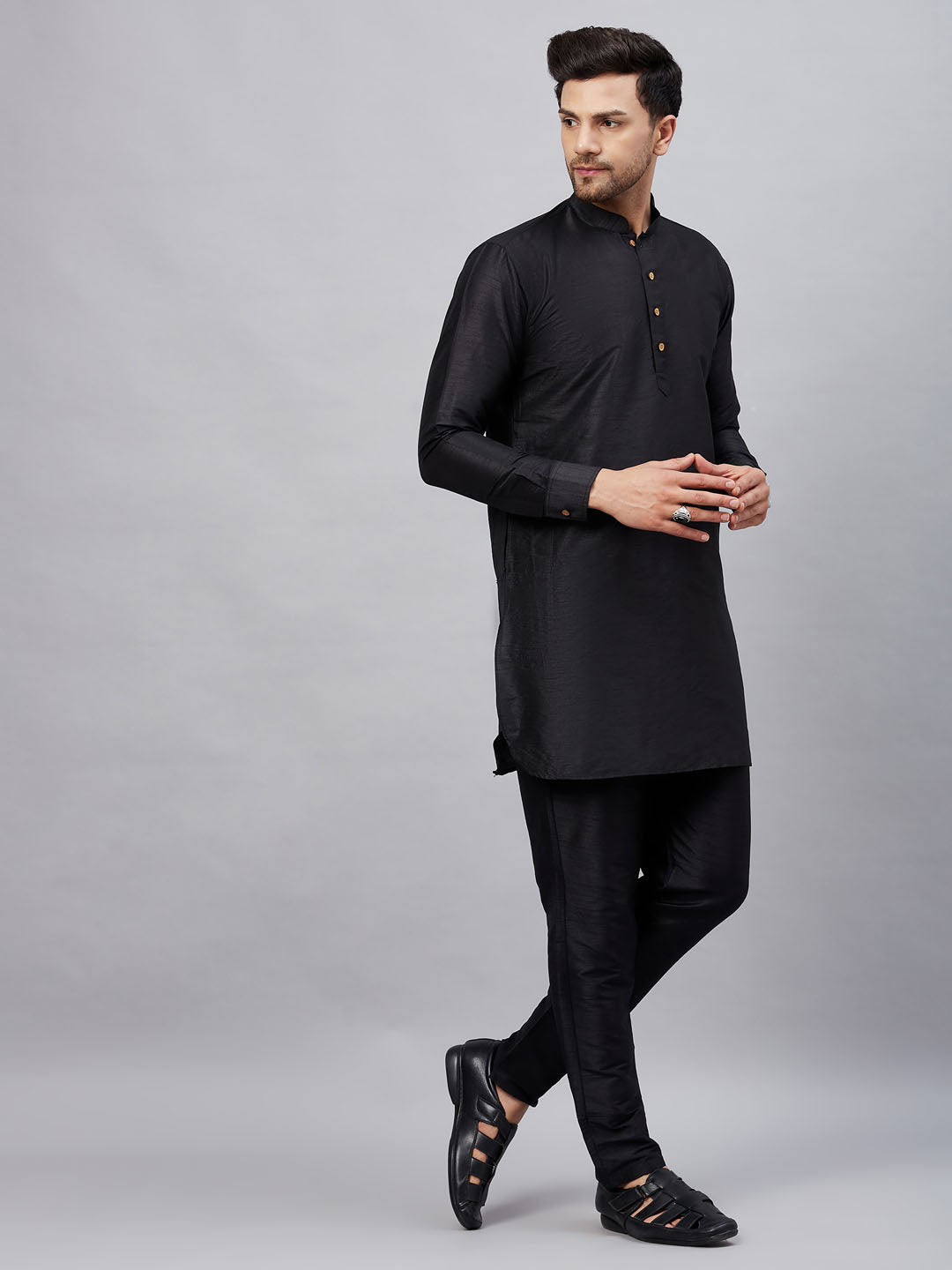 Sarvati Men's Black Silk Blend Curved Kurta Pant Set