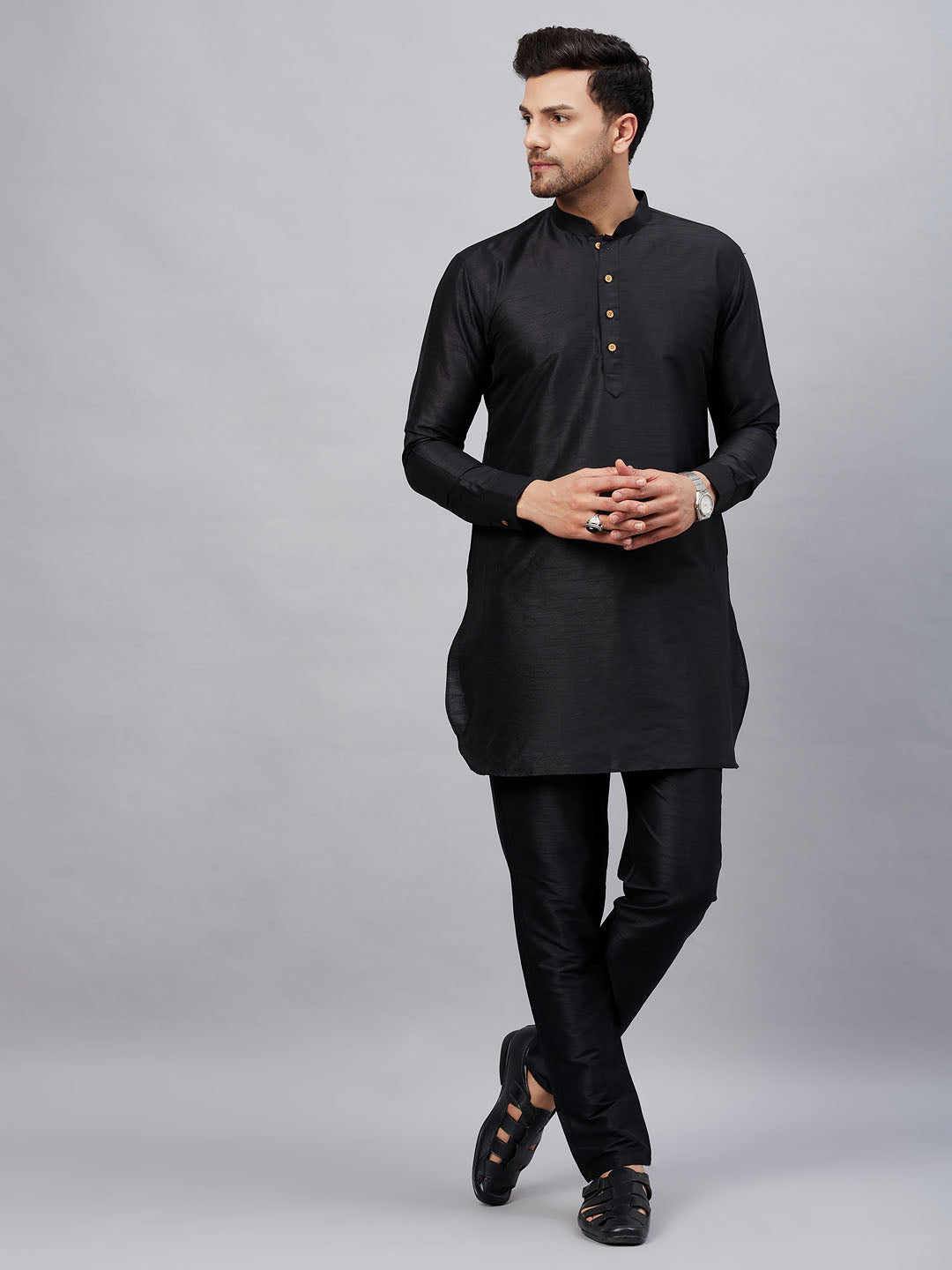 Sarvati Men's Black Silk Blend Curved Kurta Pant Set