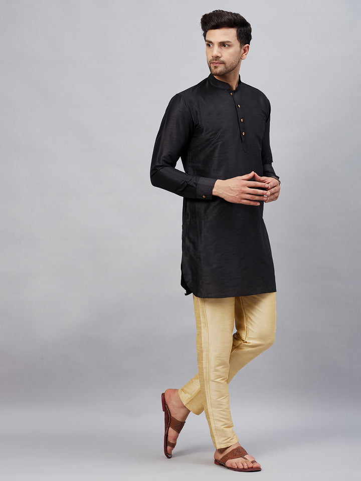 Sarvati Men's Black Silk Blend Curved Kurta Pant Set