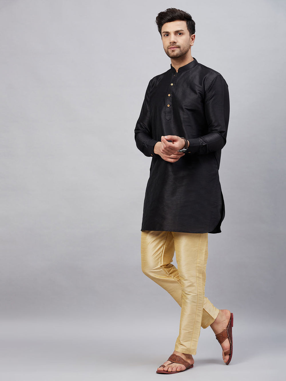 Sarvati Men's Black Silk Blend Curved Kurta Pant Set