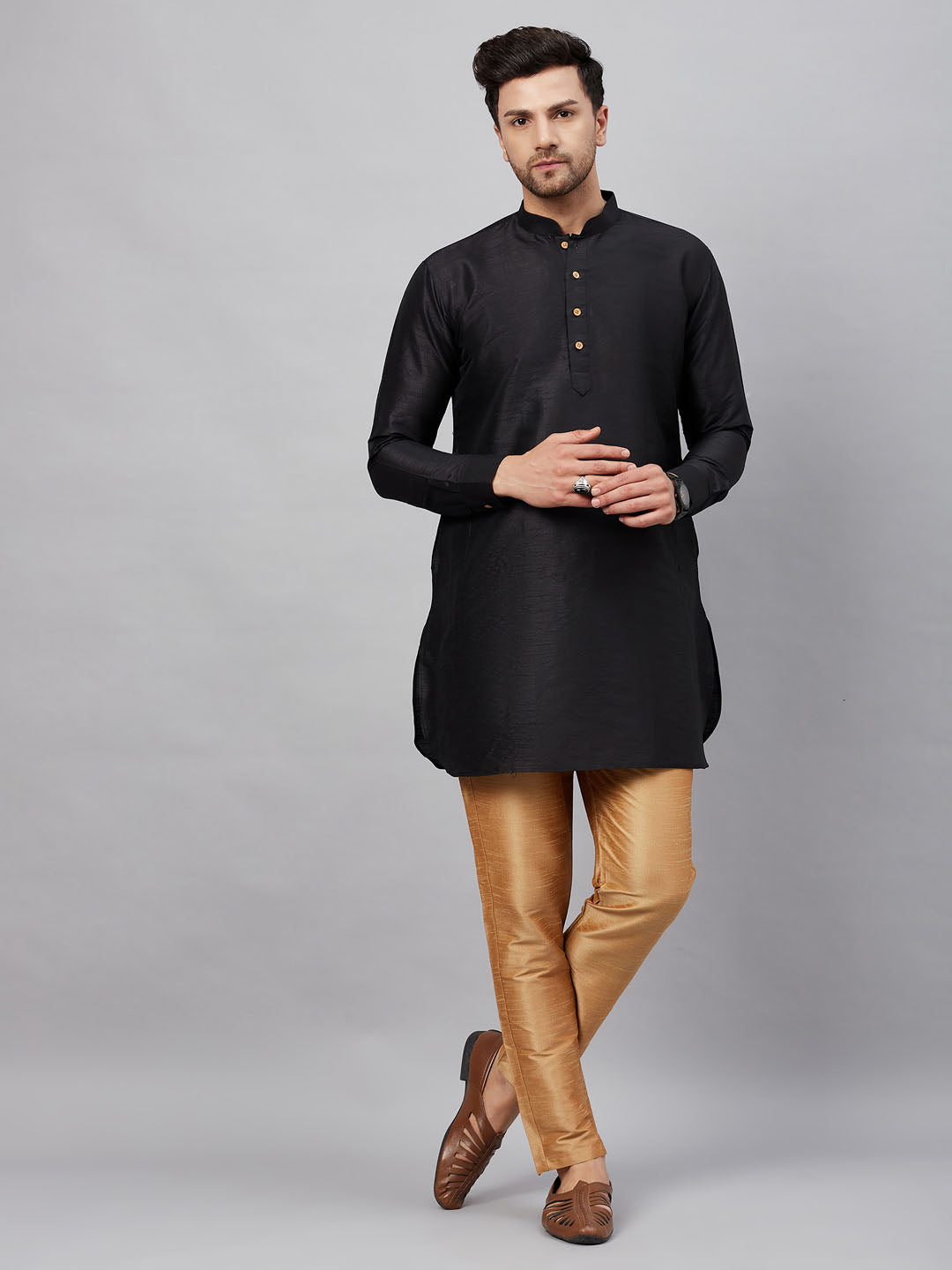 Sarvati Men's Black Silk Blend Curved Kurta Pant Set