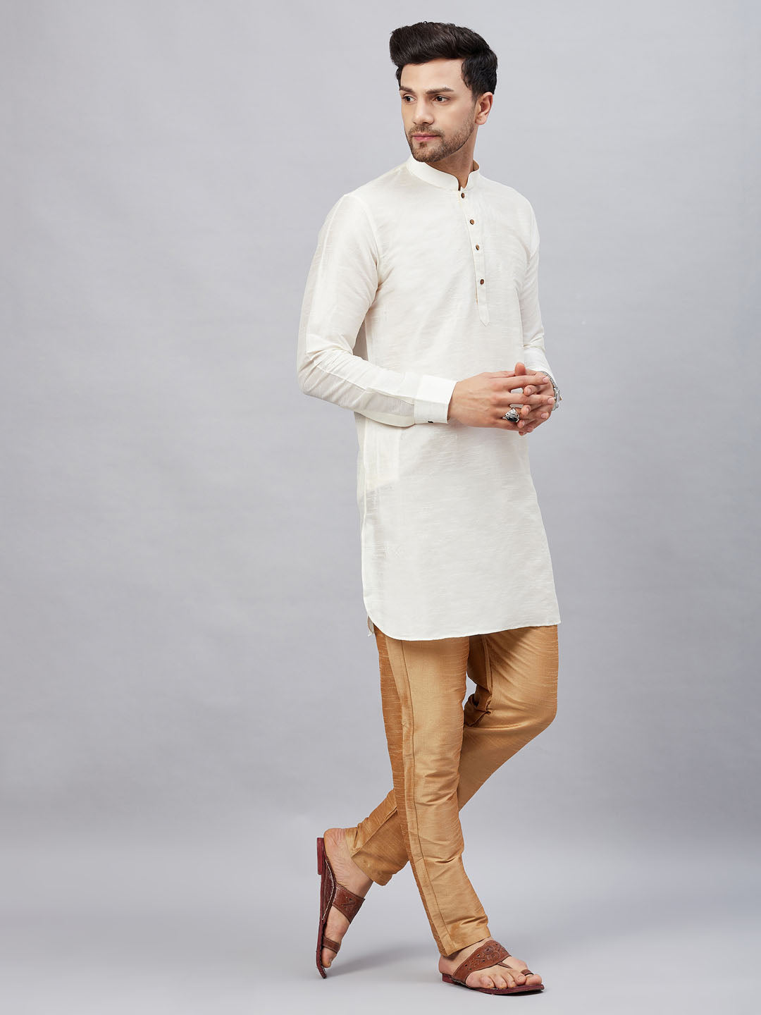 Sarvati Men's Cream Silk Blend Curved Kurta Pant Set