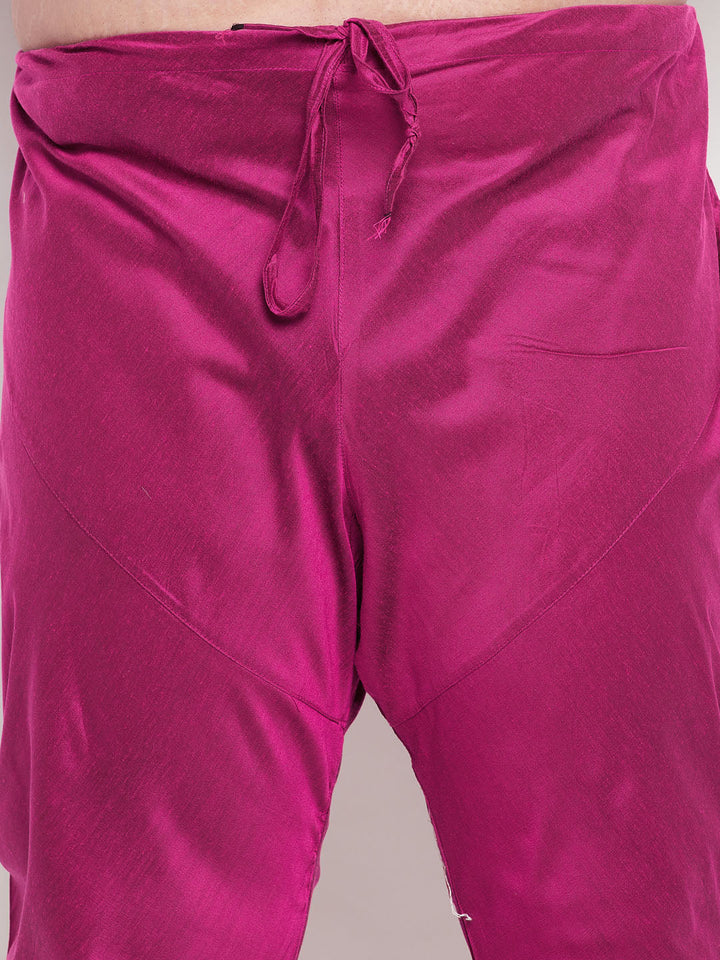 Men's Plus Size Pink Floral Printed Jacket With Fuchsia Solid Kurta Pyjama Set - view 5