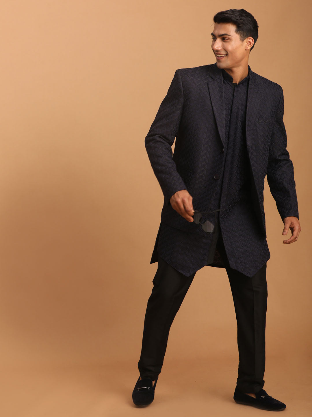 Sarvati Men's Navy Blue Woven Blazer And Kurta Pant Set