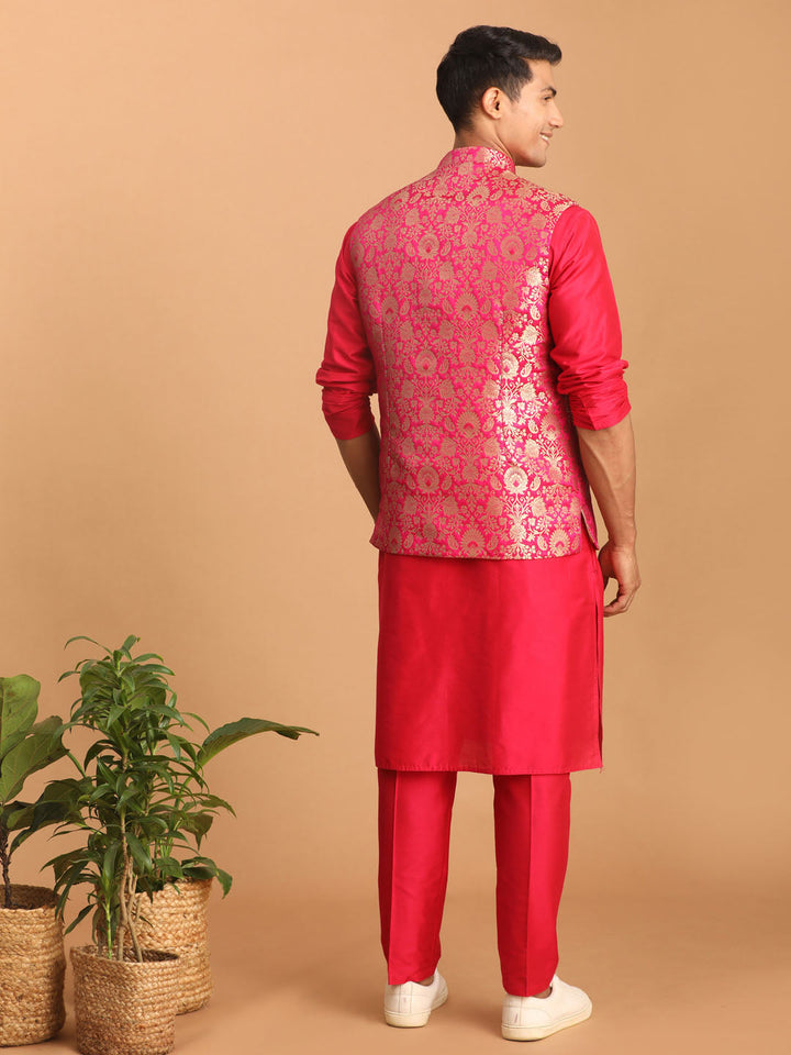 Sarvati Men's Pink Jacquard jacket With Solid Kurta And Pant Style Pyjama Set