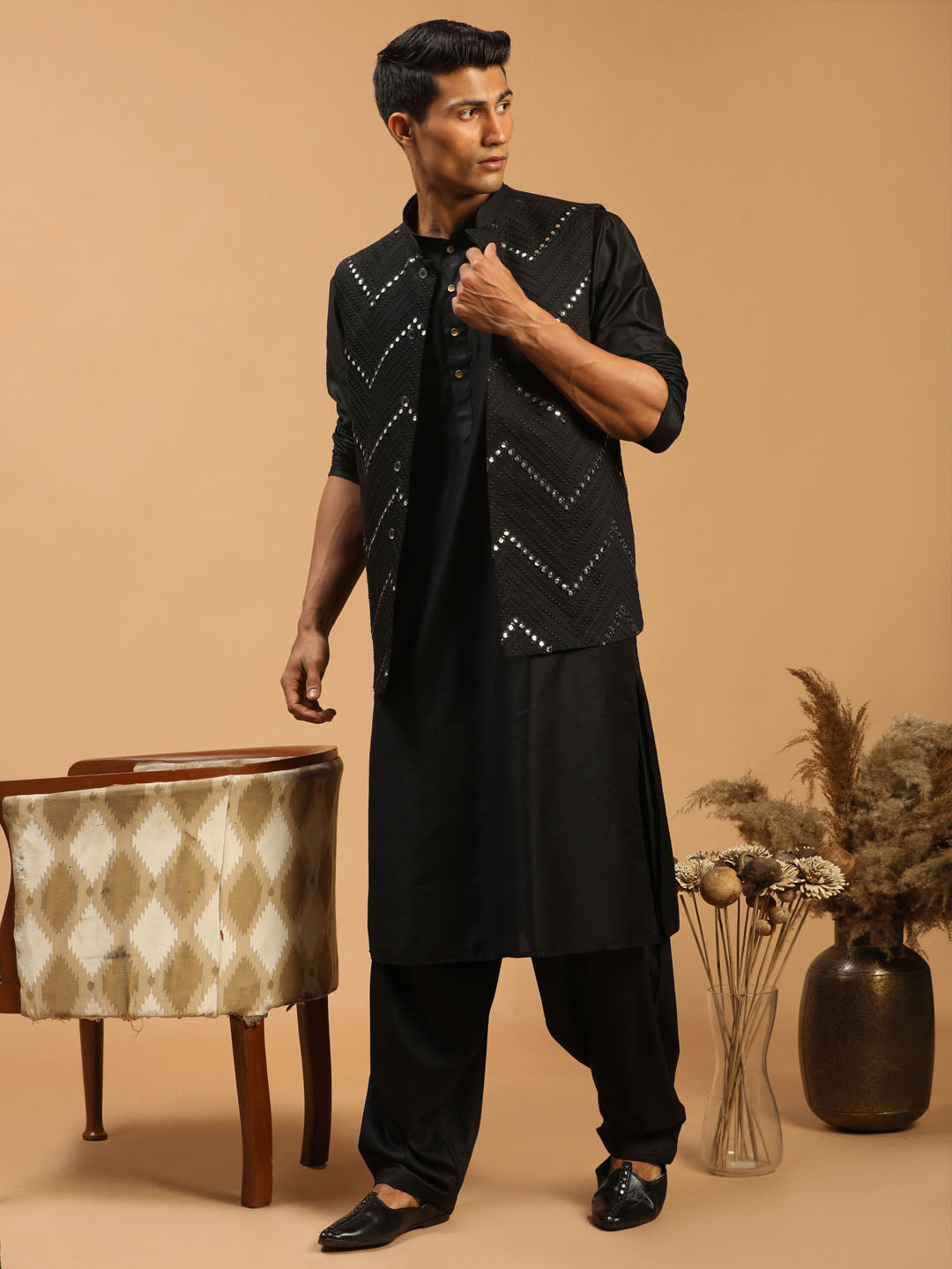 Sarvati Men's Black Mirror Jacket With Kurta Patiala Set