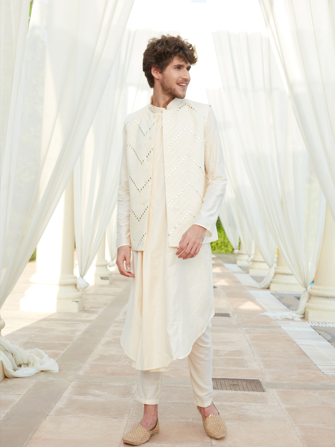 Sarvati Men's Cream Mirror Jacket With Pleated kurta pyjama Set